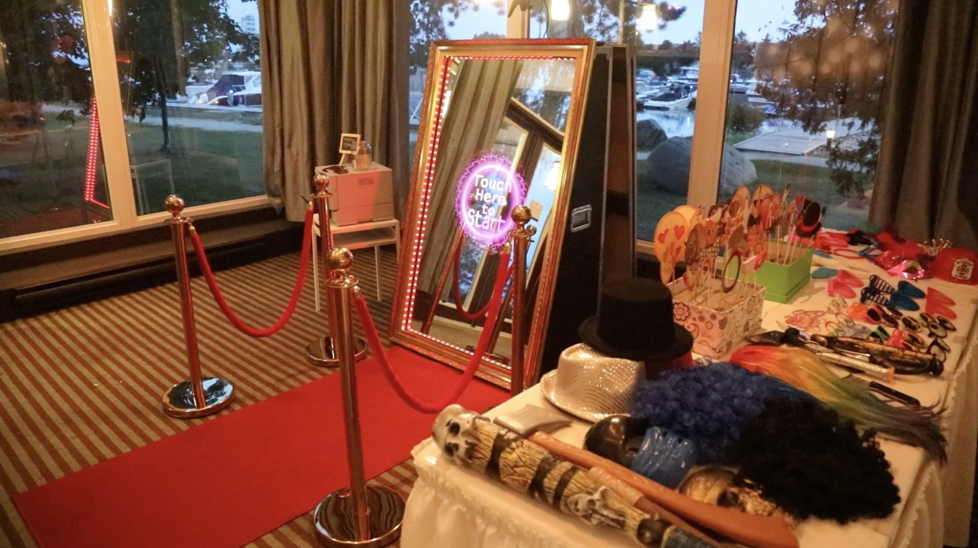 Mirror Photo Booth